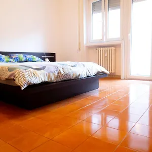 Ermete San Pietro House , Roma Italia